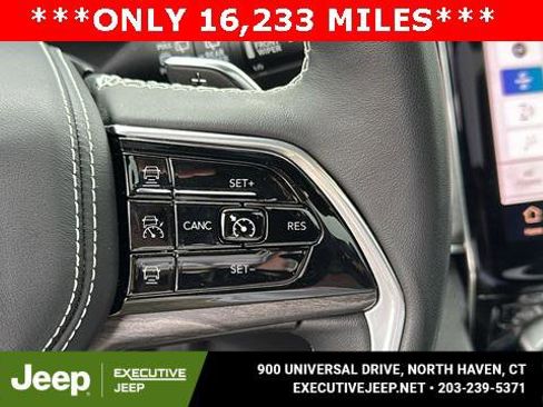 Certified 2022 Jeep Grand Cherokee Overland image 14