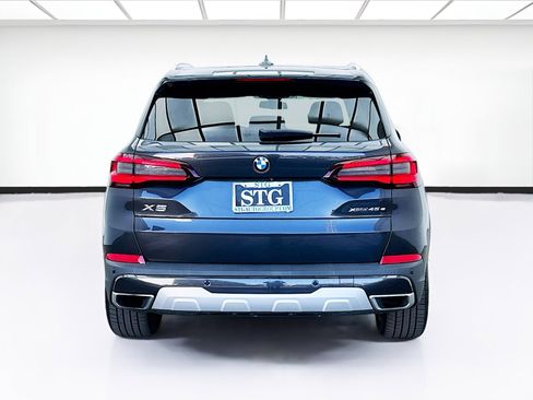 Used 2021 BMW X5 xDrive45e w/ Parking Assistance Package image 5