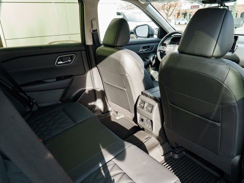 New 2026 Nissan Rogue Platinum w/ Platinum Premium Package image 27