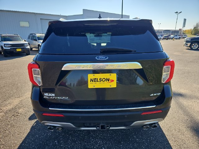 Used 2023 Ford Explorer Platinum w/ Technology Package AWD/4WD image 4