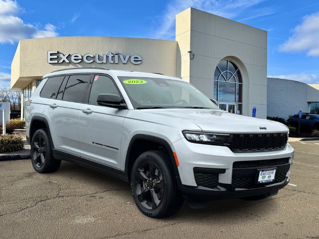 Used 2023 Jeep Grand Cherokee L Laredo AWD/4WD image 1