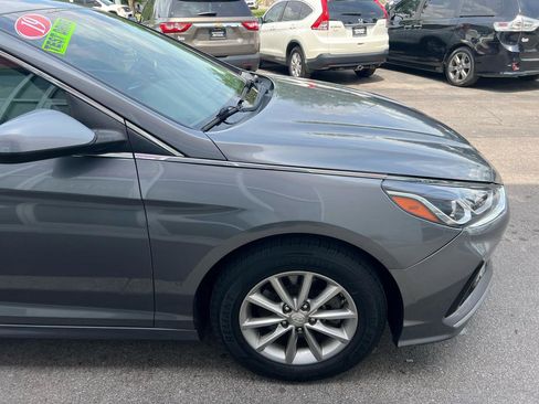 Used 2019 Hyundai Sonata SE FWD image 8