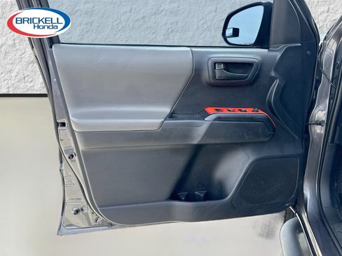 Used 2019 Toyota Tacoma SR w/ SR Convenience Package RWD image 21