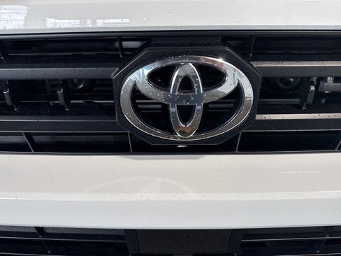 Used 2025 Toyota 4Runner SR5 image 11