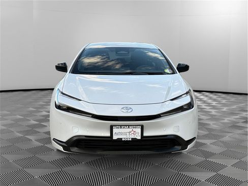 Used 2023 Toyota Prius LE image 8