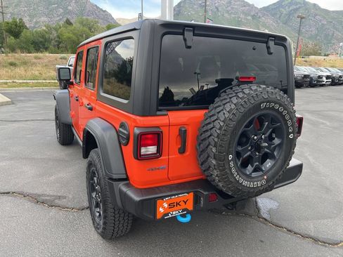 Used 2023 Jeep Wrangler Unlimited AWD/4WD image 11