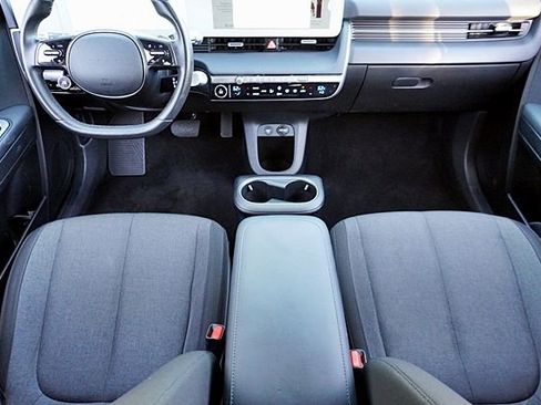 Certified 2024 Hyundai Ioniq 5 SEL image 21