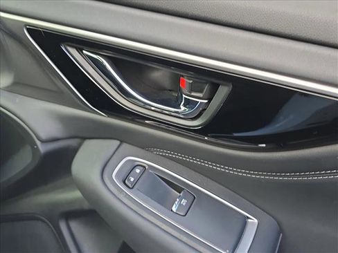 Used 2022 Subaru Outback Limited image 21