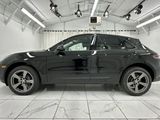 Used 2025 Porsche Macan image 2