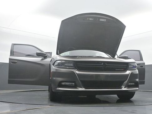 Used 2017 Dodge Charger SXT AWD/4WD image 55