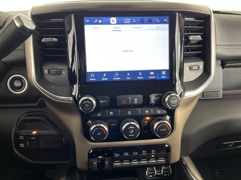Used 2022 RAM 3500 Laramie AWD/4WD image 22