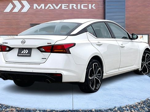 Used 2023 Nissan Altima 2.5 SR image 5