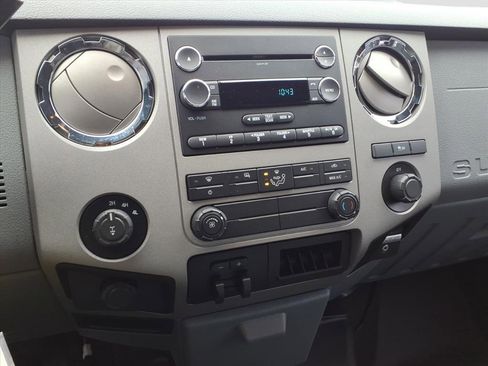 Used 2016 Ford F250 XLT w/ XLT Value Package image 25