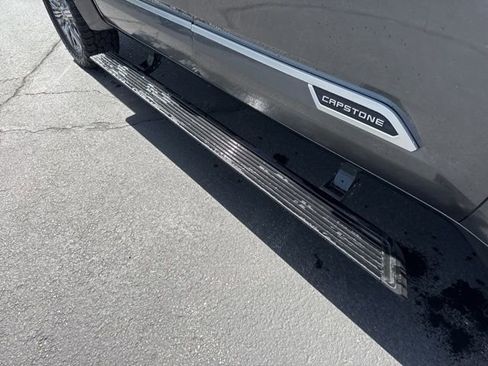 Used 2022 Toyota Tundra Capstone AWD/4WD image 12
