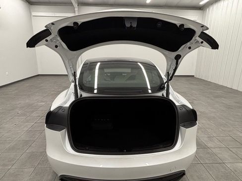 Used 2025 Tesla Model 3 Long Range image 7