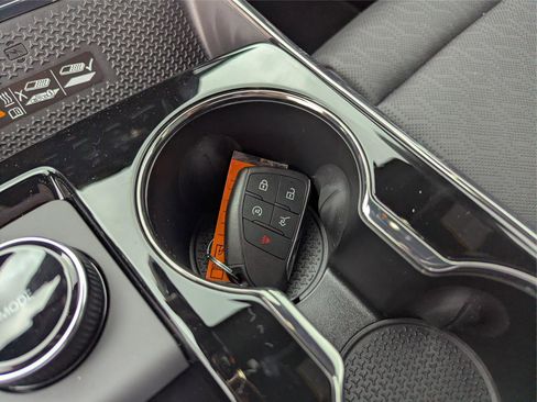 New 2026 Chevrolet Equinox RS w/ Convenience Package III image 18