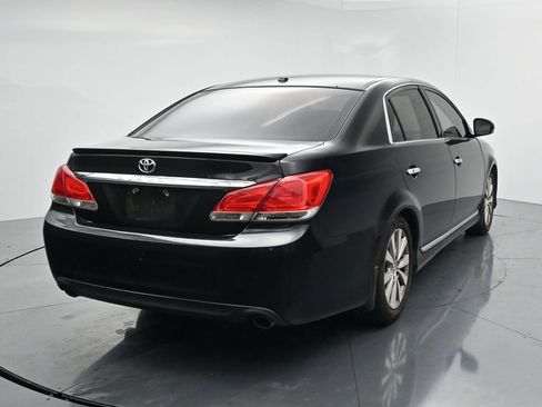 Used 2011 Toyota Avalon Limited FWD image 6