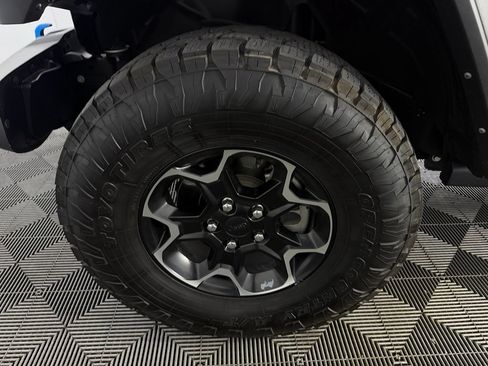 Used 2021 Jeep Wrangler Unlimited Rubicon 4xe w/ Safety Group AWD/4WD image 12