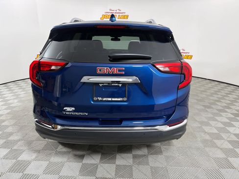 Used 2019 GMC Terrain SLT w/ Preferred Package FWD image 4