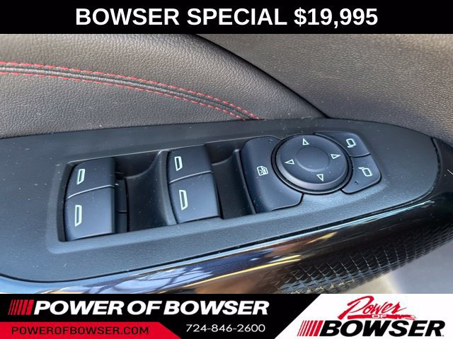 Used 2024 Chevrolet Trax RS w/ Sunroof Package FWD image 13