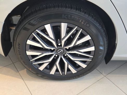 New 2026 Nissan Altima 2.5 SV FWD image 9