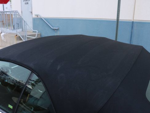 Used 2018 BMW M240i M240i 2dr Convertible image 9