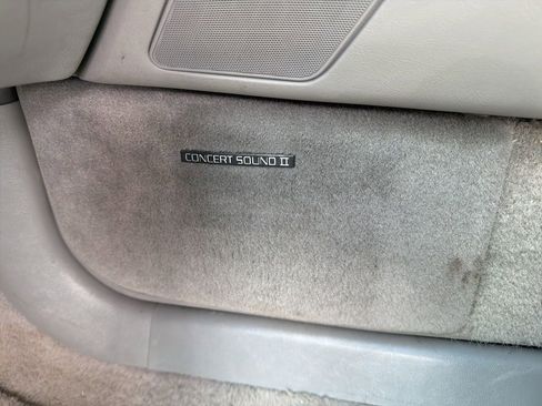 Used 1993 Buick Park Avenue FWD image 16