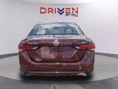 Used 2022 Nissan Sentra SV FWD image 5