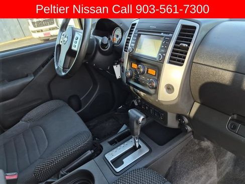 Used 2018 Nissan Frontier PRO-4X AWD/4WD image 13