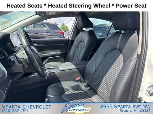 Used 2024 Toyota Camry SE FWD image 12