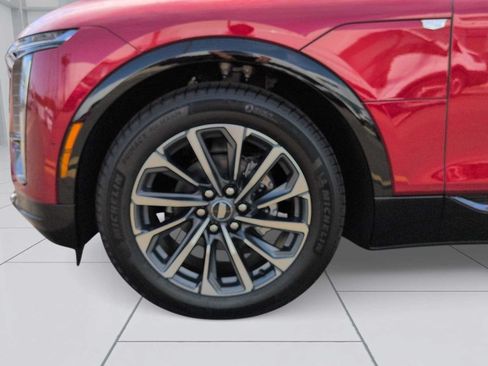 New 2026 Cadillac Lyriq Sport AWD/4WD image 29