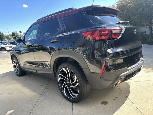 Used 2025 Chevrolet TrailBlazer RS w/ Driver Confidence Package AWD/4WD image 7