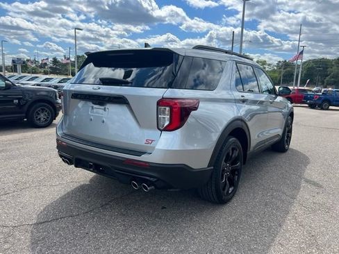Certified 2024 Ford Explorer ST w/ Equipment Group 401A AWD/4WD image 4
