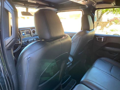 Used 2023 Jeep Wrangler Sahara w/ Cold Weather Group image 39