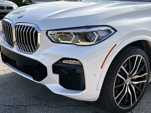 Used 2019 BMW X5 xDrive50i w/ M Sport Package AWD/4WD image 9