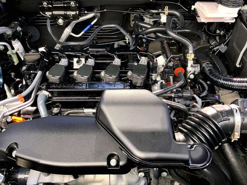 Used 2025 Honda CR-V LX image 27