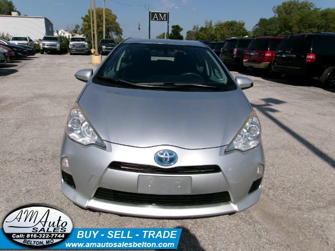 Used 2014 Toyota Prius C Two FWD image 8