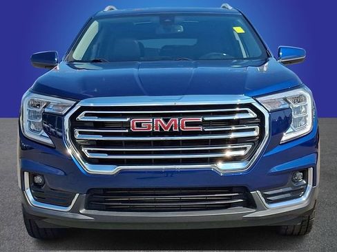 Used 2022 GMC Terrain SLT AWD/4WD image 2