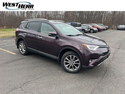 Used 2016 Toyota RAV4 Limited image 1