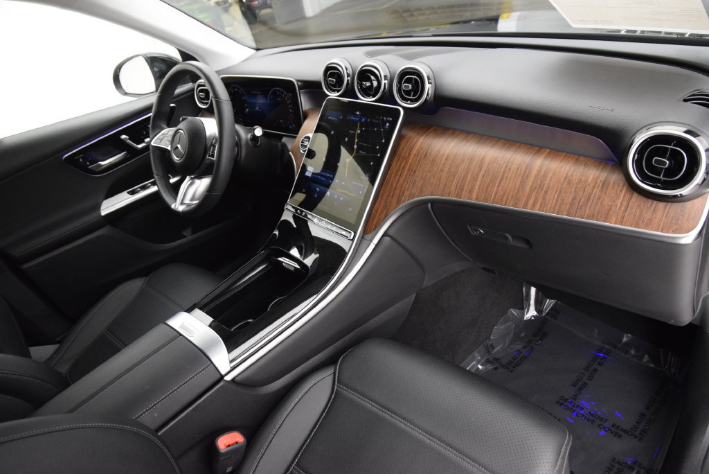 Certified 2025 Mercedes-Benz GLC 350e 4MATIC image 15