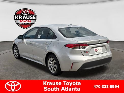Used 2026 Toyota Corolla LE FWD image 7