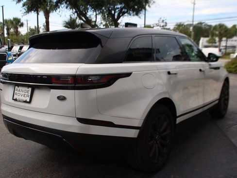 Certified 2022 Land Rover Range Rover Velar S image 8