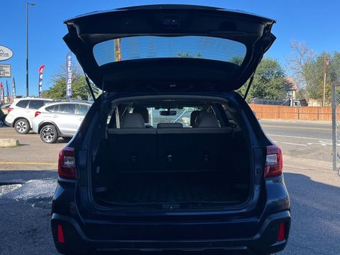Used 2018 Subaru Outback 2.5i Limited image 24