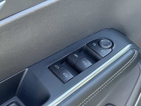 Certified 2025 GMC Acadia Elevation image 13