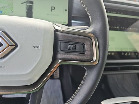 Used 2022 Rivian R1T Adventure AWD/4WD image 19