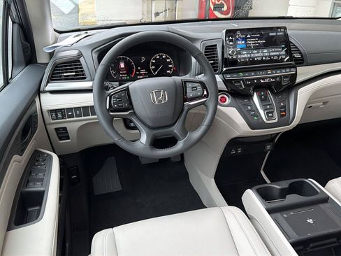 New 2026 Honda Odyssey EX-L image 16