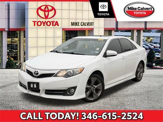 Used 2012 Toyota Camry SE video 1