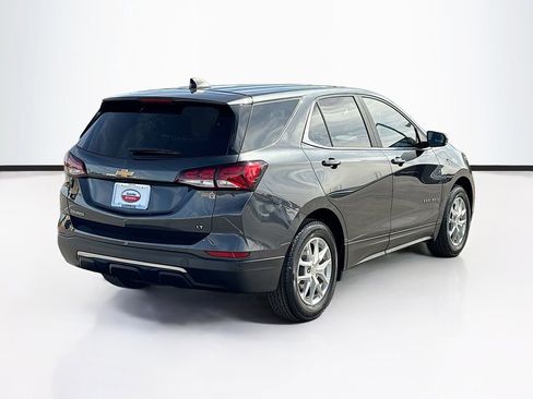Used 2023 Chevrolet Equinox LT w/ Driver Convenience Package FWD image 5