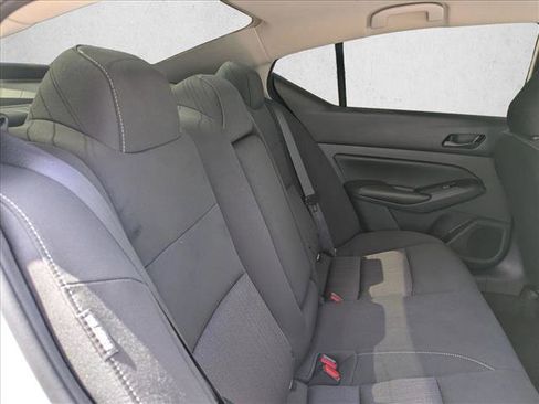 Used 2023 Nissan Altima 2.5 S FWD image 16
