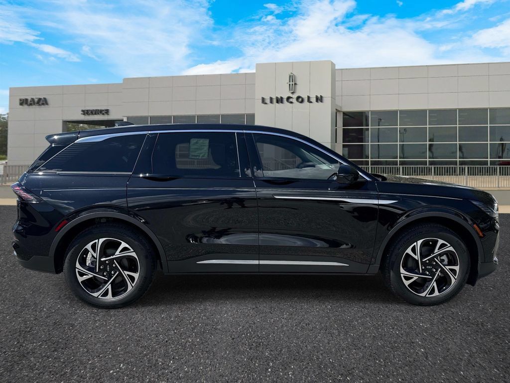 New 2026 Lincoln Nautilus Premier w/ Equipment Group 102A AWD/4WD image 2
